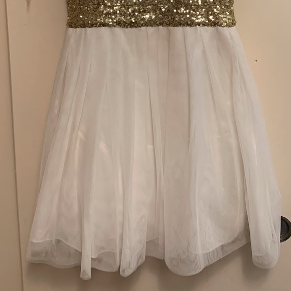 Gold Sequence Bodice with a White Satin, Tulle - Picture 5 of 8